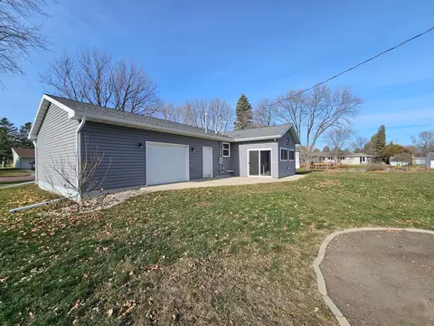 Exterior - 348 3rd St E, Tracy, MN 56175 photo 6 of 10