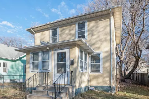 1328 Sheridan Ave N, Minneapolis, MN 55411