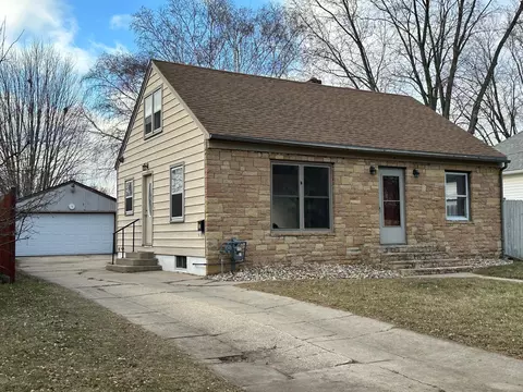 508 Julii St, Willmar, MN 56201 photo 2