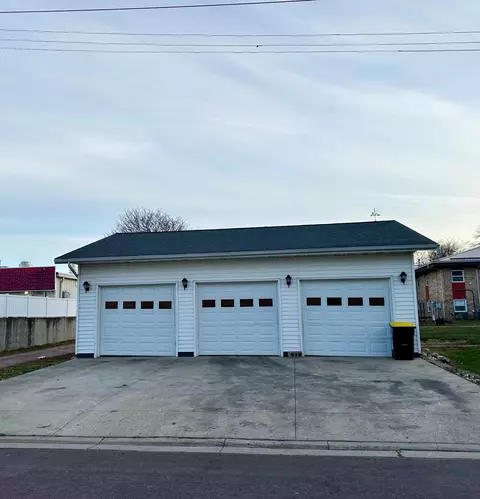 635 3rd Ave, Windom, MN 56101 photo 29