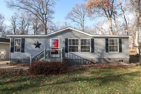8656 Southview Dr, Breezy Point, MN 56472