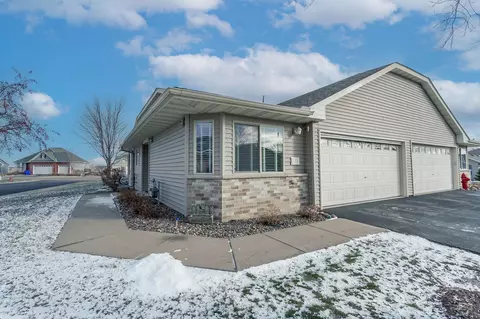 781 Plum Tree Ln, Somerset, WI 54025