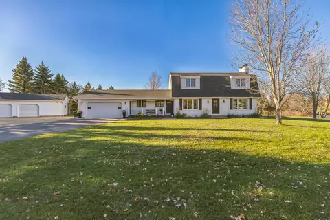 12795 S Robert Trl, Rosemount, MN 55068