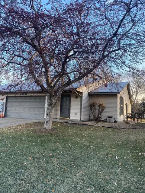 605 E Welco Dr, Montgomery, MN 56069