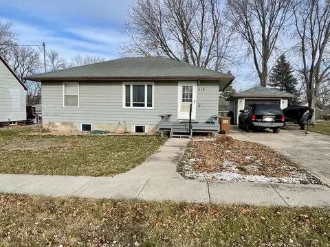 618 Lincoln St, Hartland, MN 56042