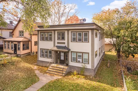 3245 Penn Ave N, Minneapolis, MN 55412