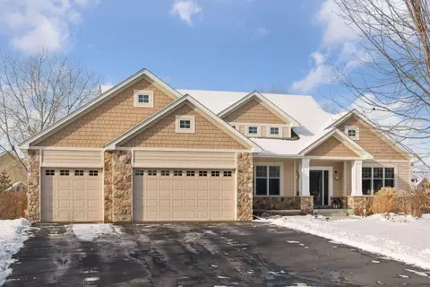 2325 Gold Pt, Victoria, MN 55386