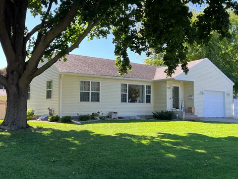 539 South St, Owatonna, MN 55060