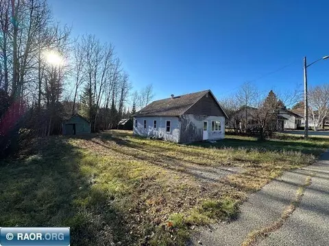 82 Main St, Soudan, MN 55782