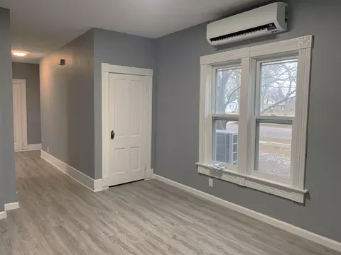 418 N 3rd St, Montevideo, MN 56265 photo 9