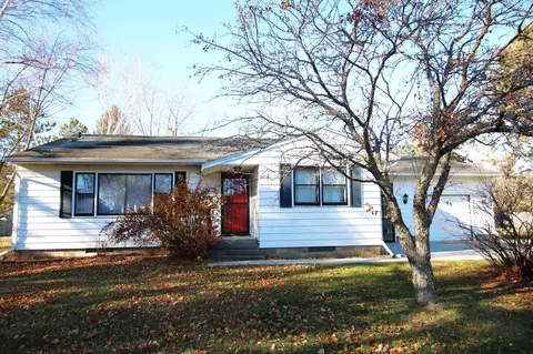1513 8th St NE, Staples, MN 56479