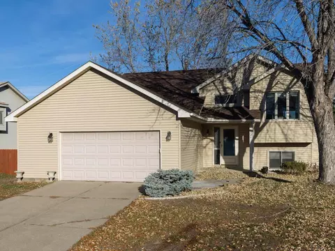 9247 Trinity Gdns, Brooklyn Park, MN 55443