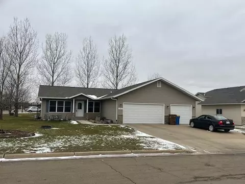 1780 Cornerstone Ln SE, Owatonna, MN 55060