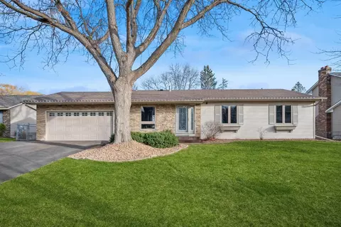 10882 Lancaster Ln N, Maple Grove, MN 55369