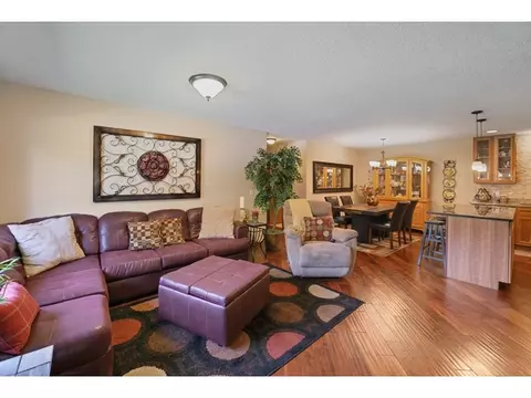 1102 1st St, Saint Paul Park, MN 55071