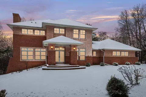 2500 Mayflower Ave, Minnetonka, MN 55305