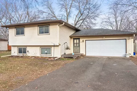 1009 Dayton Rd, Champlin, MN 55316 photo 6