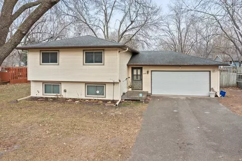1009 Dayton Rd, Champlin, MN 55316 photo 3