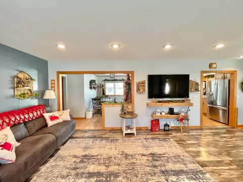 332 N Spring Ave, Springfield, MN 56087 photo 15