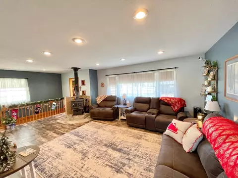 332 N Spring Ave, Springfield, MN 56087 photo 14