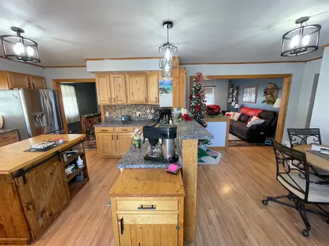 332 N Spring Ave, Springfield, MN 56087 photo 26