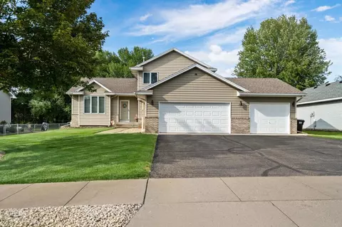 6121 145th Ln NW, Ramsey, MN 55303