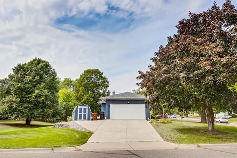 2366 Maple Ln E, Maplewood, MN 55109 photo 27