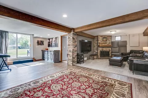 2366 Maple Ln E, Maplewood, MN 55109 photo 19