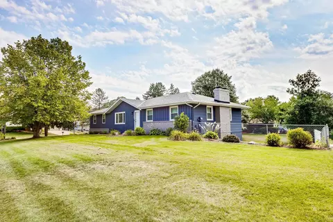 2366 Maple Ln E, Maplewood, MN 55109 photo 25