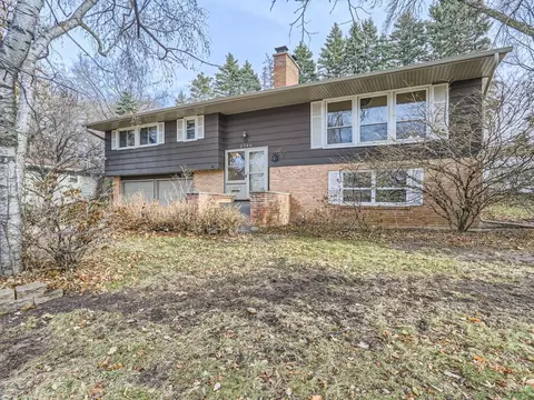 2540 Perry Ave N, Golden Valley, MN 55422