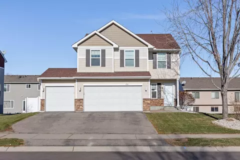 251 Ardennes Ave W, Shakopee, MN 55379