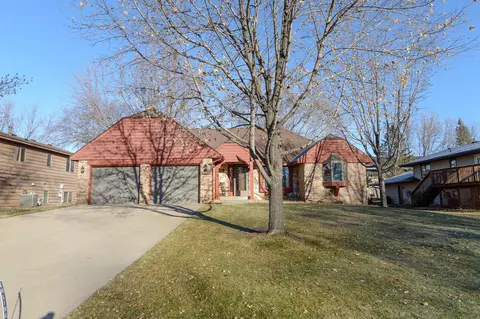 2205 13th St S, Saint Cloud, MN 56301 photo 2