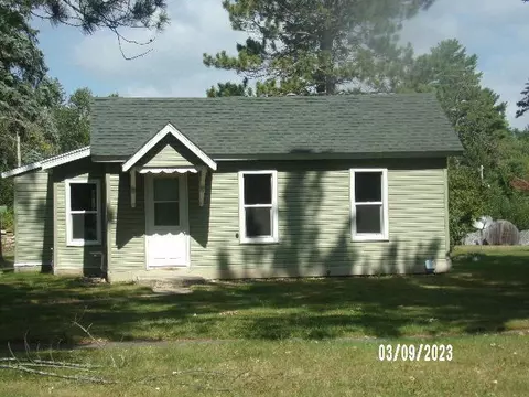 108 Cedar St NE, Remer, MN 56672