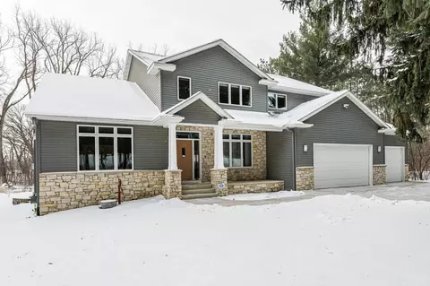 330 Sugarloaf Pkwy, Zumbrota, MN 55992