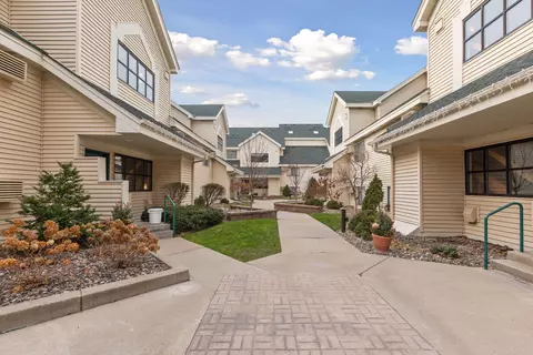 7615 Edinborough Way #4309, Edina, MN 55435