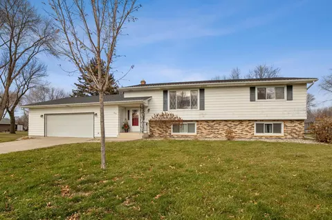 505 Elmwood St, Arlington, MN 55307