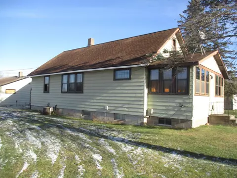 311 Lawson Ave, Taconite, MN 55786