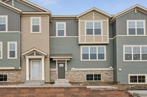 1526 Timberwood Ln, West Saint Paul, MN 55118