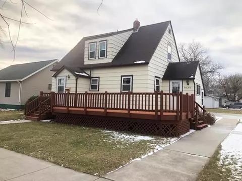 1023 Labree Ave N, Thief River Falls, MN 56701