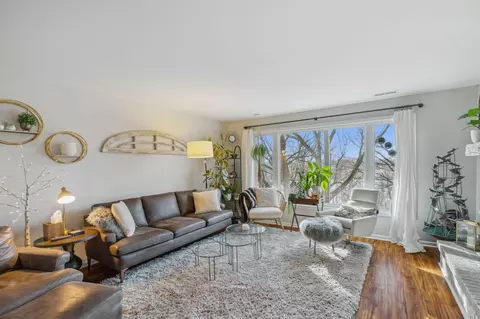 8978 Neill Lake Rd #47, Eden Prairie, MN 55347