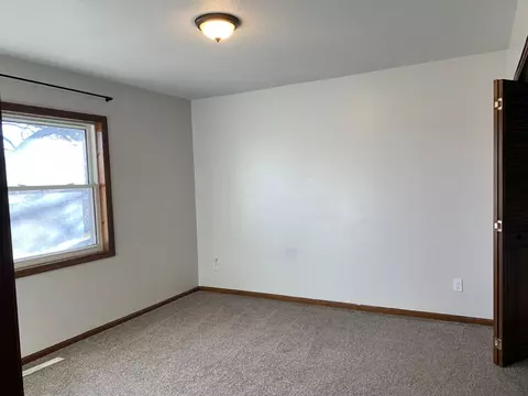 425 7th St NW, Plainview, MN 55964 photo 9