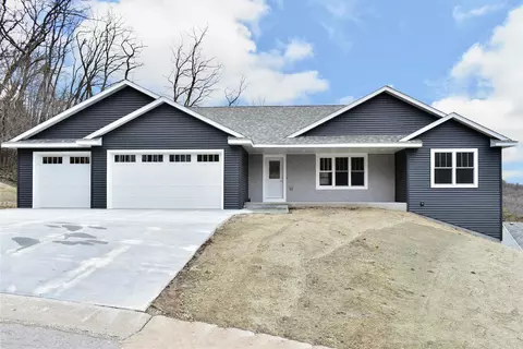 8740 Locust Ln, Winona, MN 55987