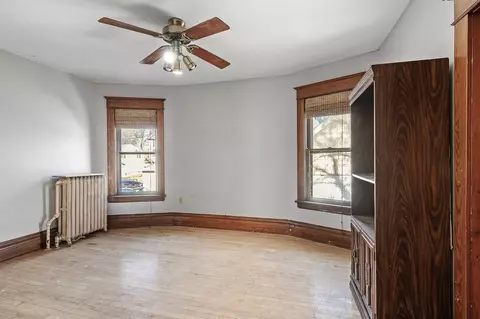 733 3rd St E, Saint Paul, MN 55106 photo 24