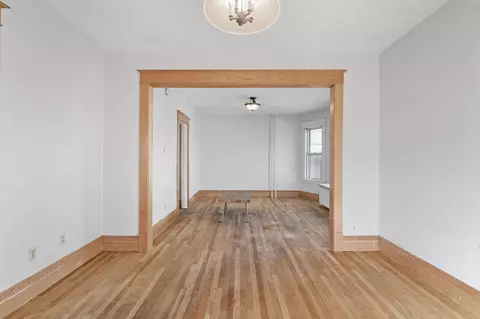 733 3rd St E, Saint Paul, MN 55106 photo 9