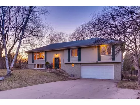 5404 Valley Ln, Edina, MN 55439