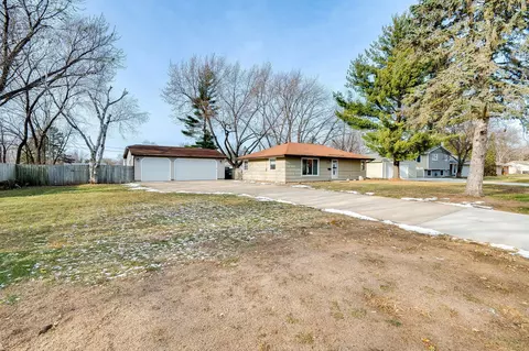 8820 13th Ave S, Bloomington, MN 55425