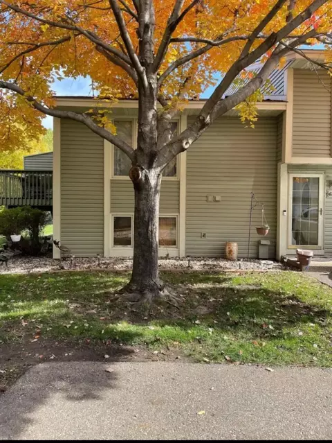 4228 W 124th St, Savage, MN 55378