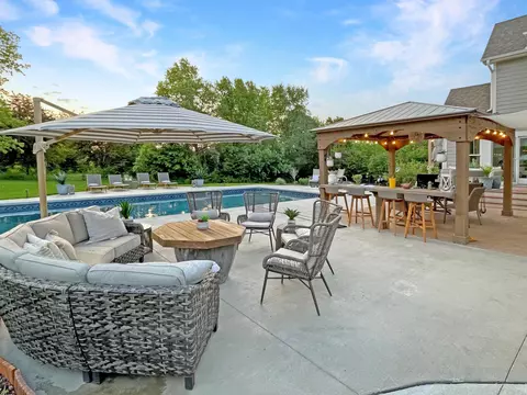 500 Autumn Blaze Trl, Hudson, WI 54016
