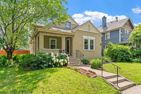 719 Jefferson St NE, Minneapolis, MN 55413