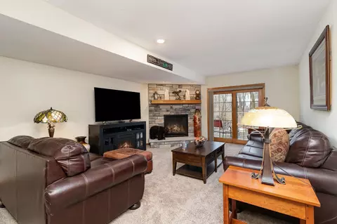 4195 Starbridge Ct, Eagan, MN 55122 photo 4